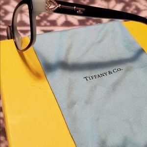 Woman’s Tiffany Frames